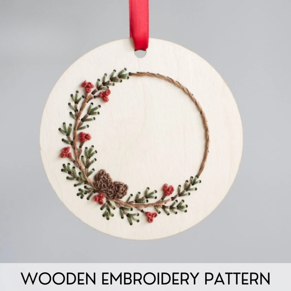 Kit Pinecone Wreath Wood Ornament - DIY Hand Embroidery