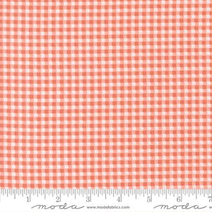 Fabric Moda Sunbonnet Gingham Coral 31769-32