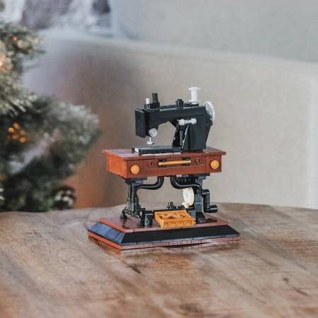 Gifts Puzzle - Vintage Sewing Machine Building Block Set