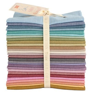 Tilda Fat Quarter Bundle Chambray 28pcs TIL300194